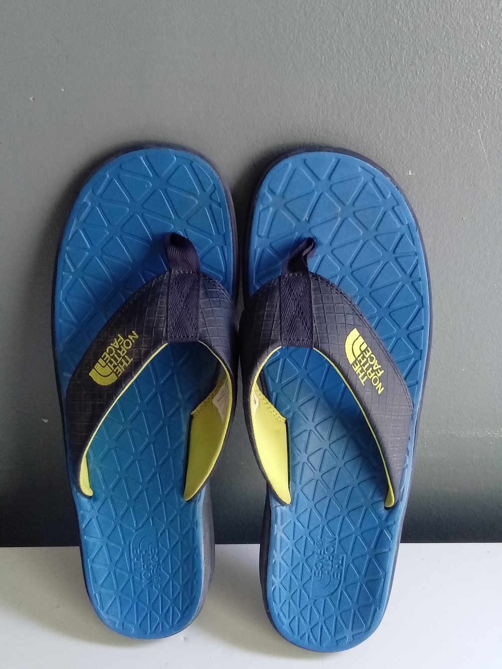 The North Face Base Camp‎ Flip Flops Blue Black Lime Green Mens Sandals